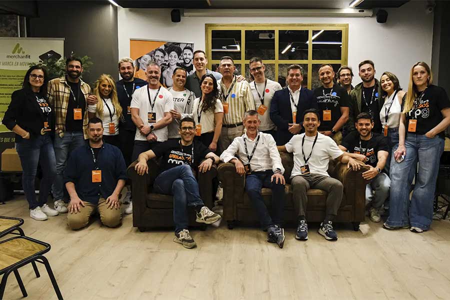 img-master-18